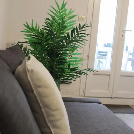 3 Pieces Climatise, Terrasse, 6 Couchages, Parking Prive, Animaux Admis - Fr-1-326-673 * مارسيلان