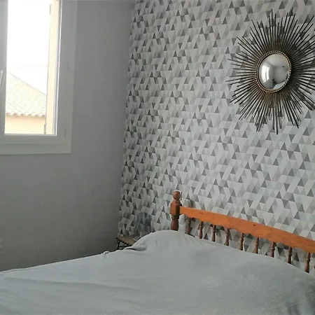 Διαμέρισμα 3 Pieces Climatise, Terrasse, 6 Couchages, Parking Prive, Animaux Admis - Fr-1-326-673