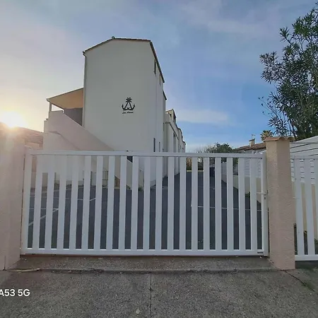 Διαμέρισμα 3 Pieces Climatise, Terrasse, 6 Couchages, Parking Prive, Animaux Admis - Fr-1-326-673