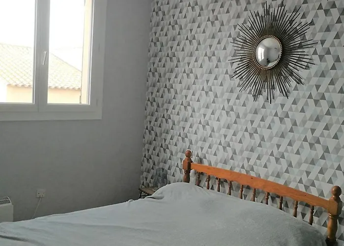 Appartement 3 Pieces Climatise, Terrasse, 6 Couchages, Parking Prive, Animaux Admis - Fr-1-326-673